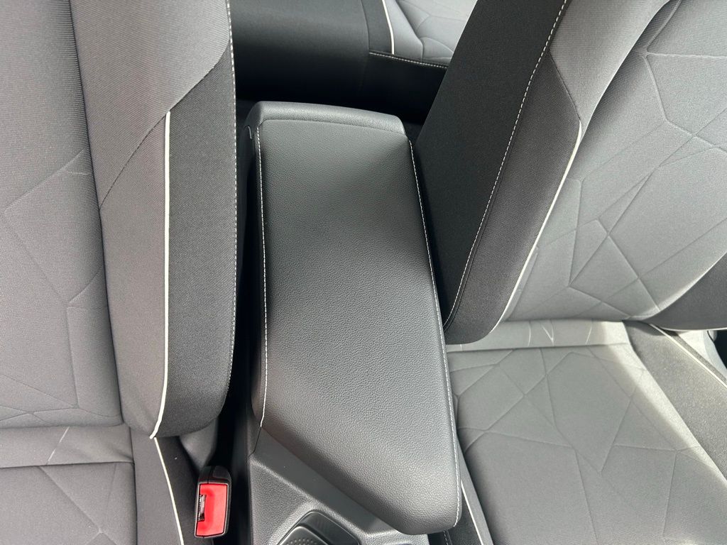2025 Volkswagen Jetta 1.5T Sport photo 29