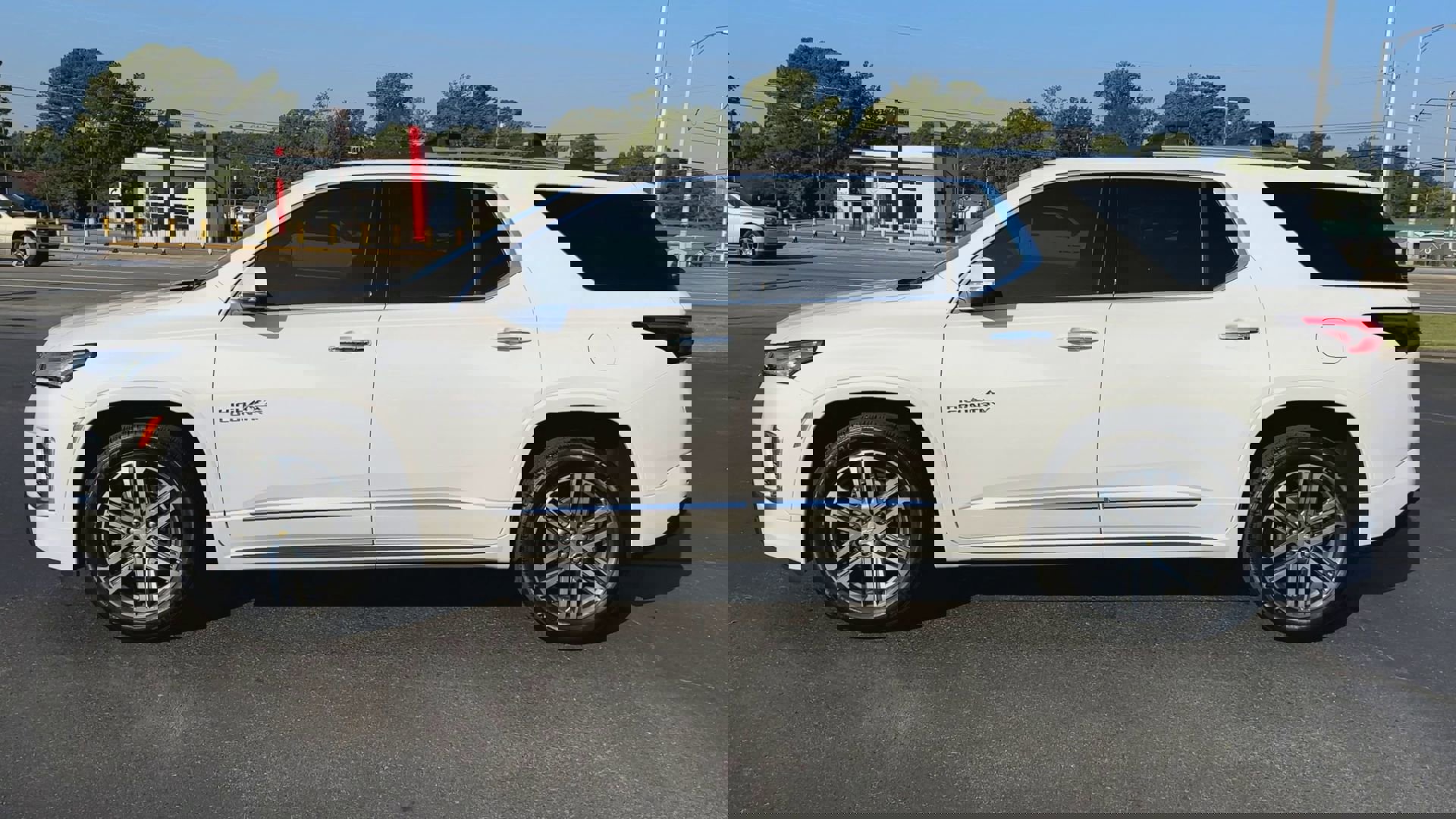 2023 Chevrolet Traverse High Country photo 4