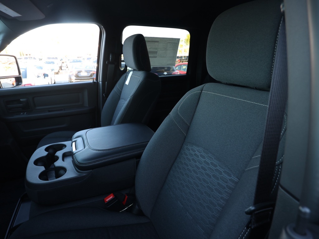 New 2026 Granite Crystal Metallic Clear-Coat Exterior Paint RAM Tradesman image 14