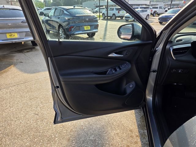 2026 Buick Encore GX Preferred photo 12