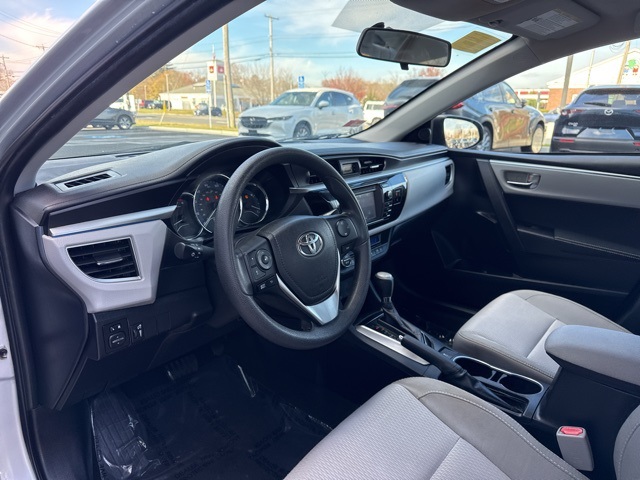 2014 Toyota Corolla L photo 4