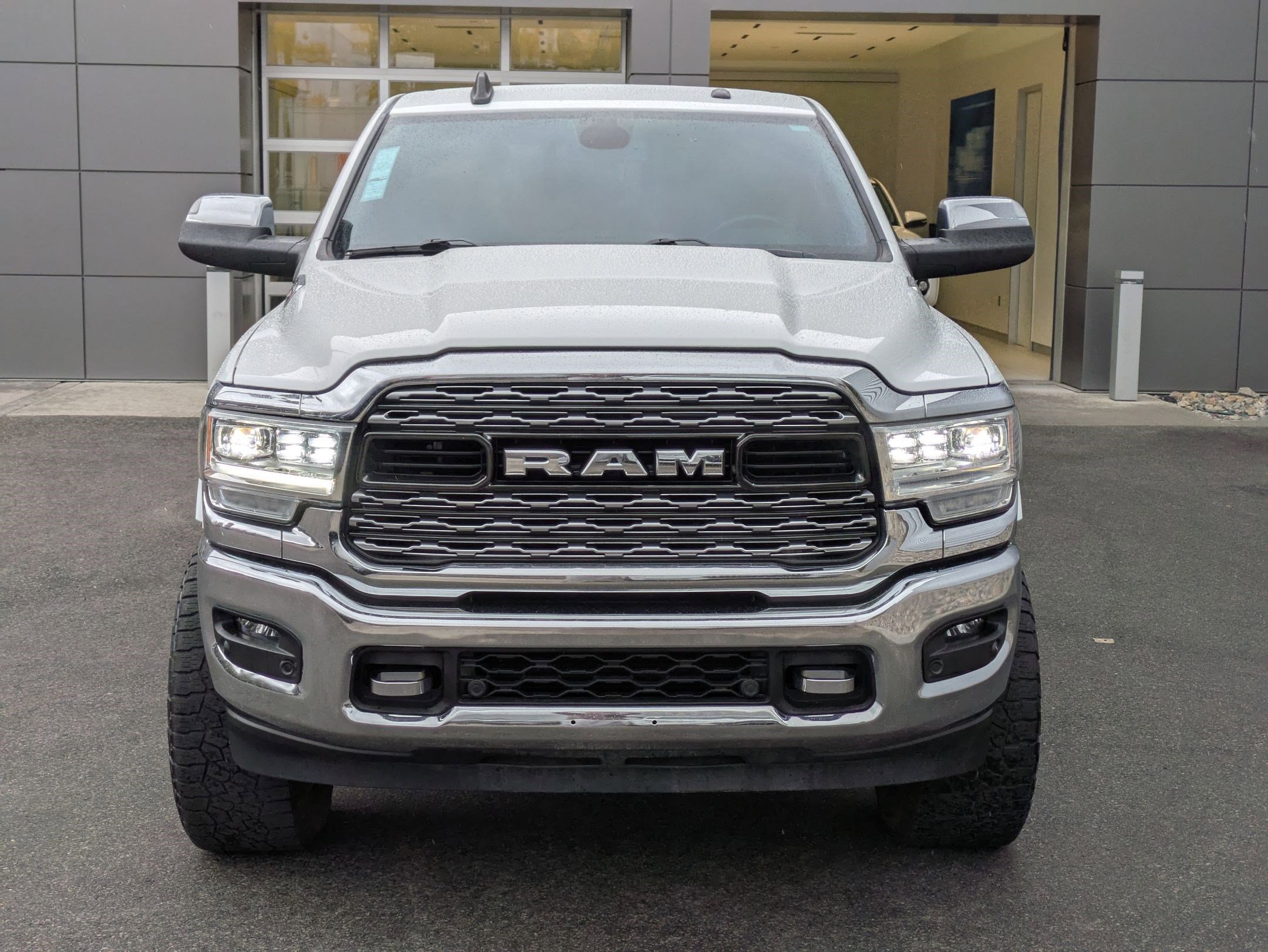 2022 Ram 2500 Limited photo 9