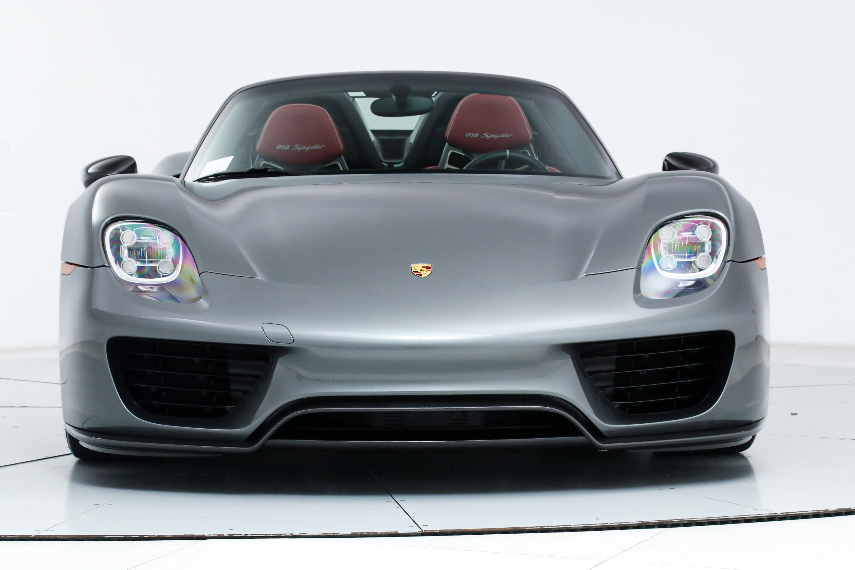 2015 Porsche 918 Spyder photo 11