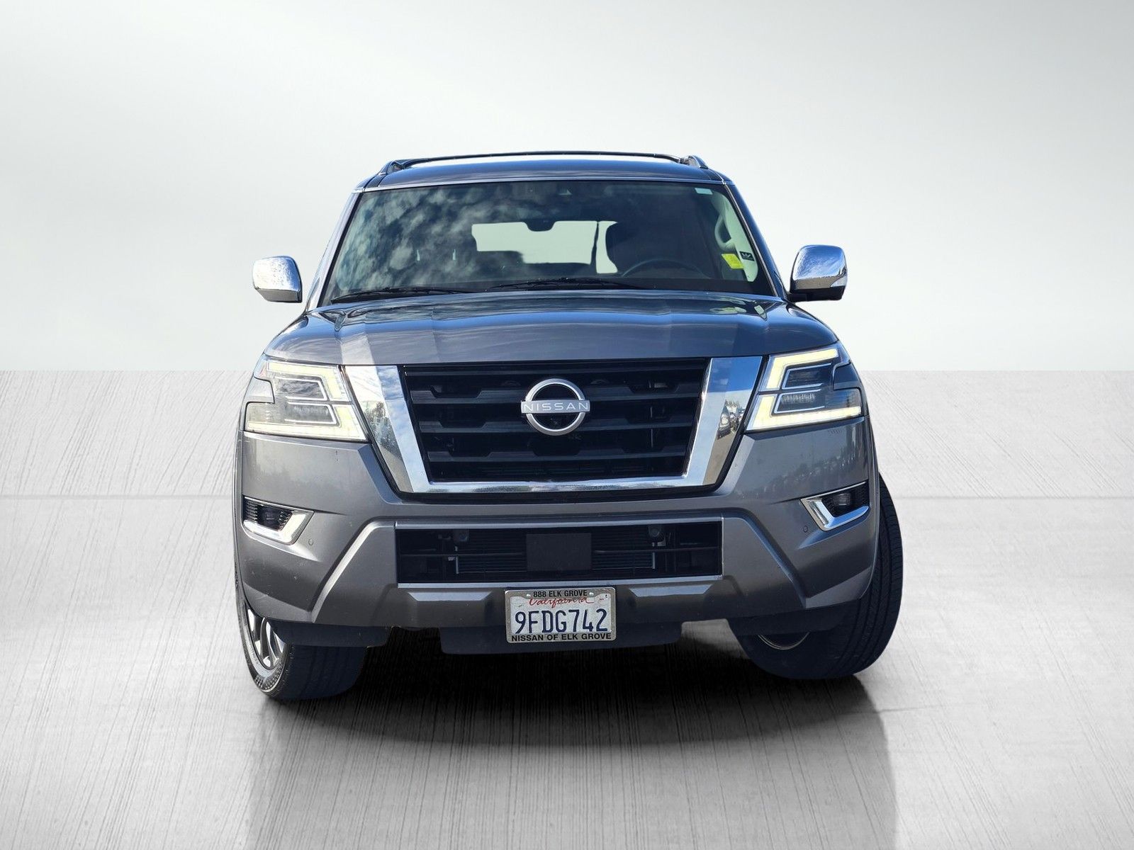 2023 Nissan Armada Platinum photo 2