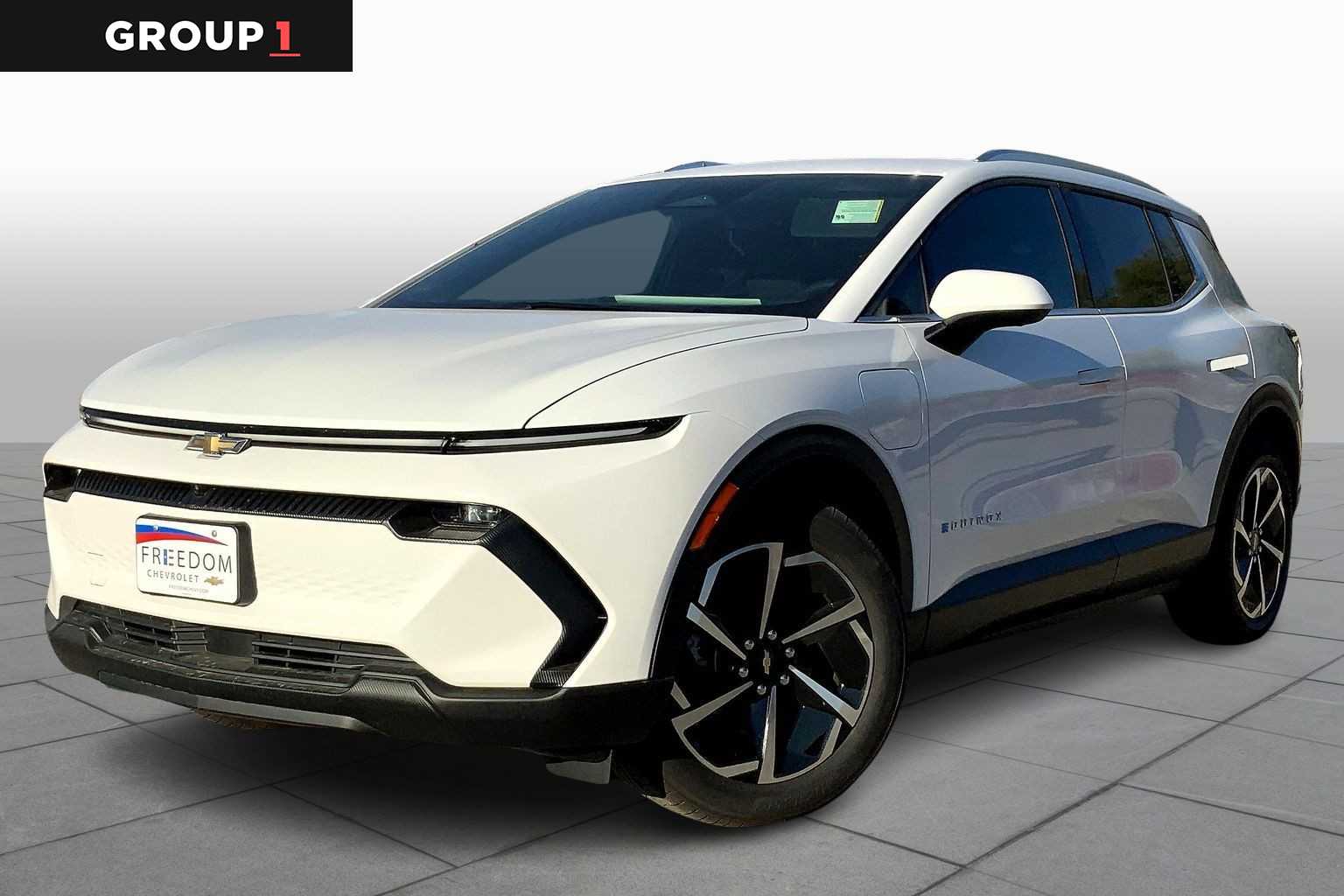 2026 Chevrolet Equinox EV 2LT's photo