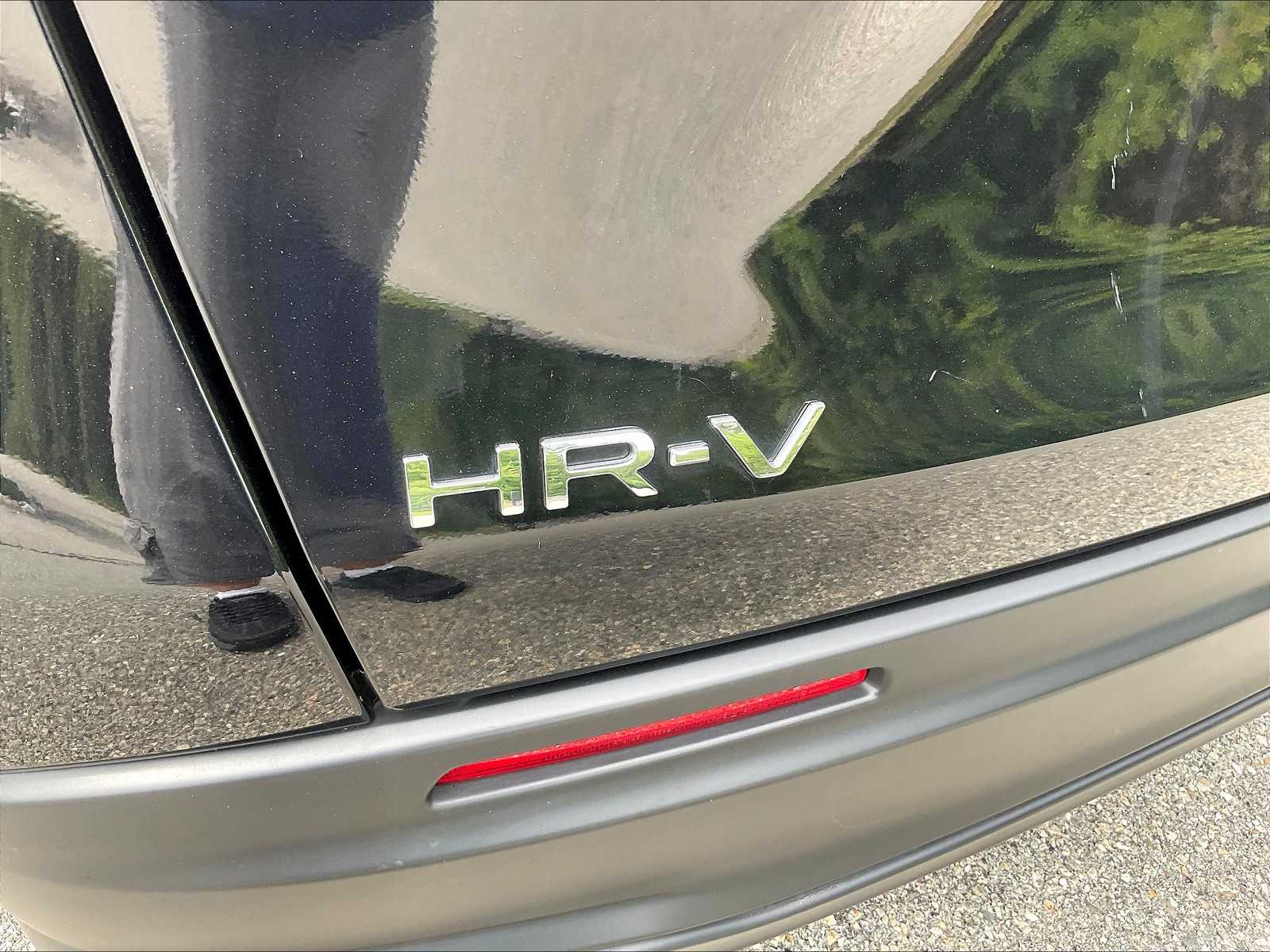 2024 Honda HR-V LX photo 27
