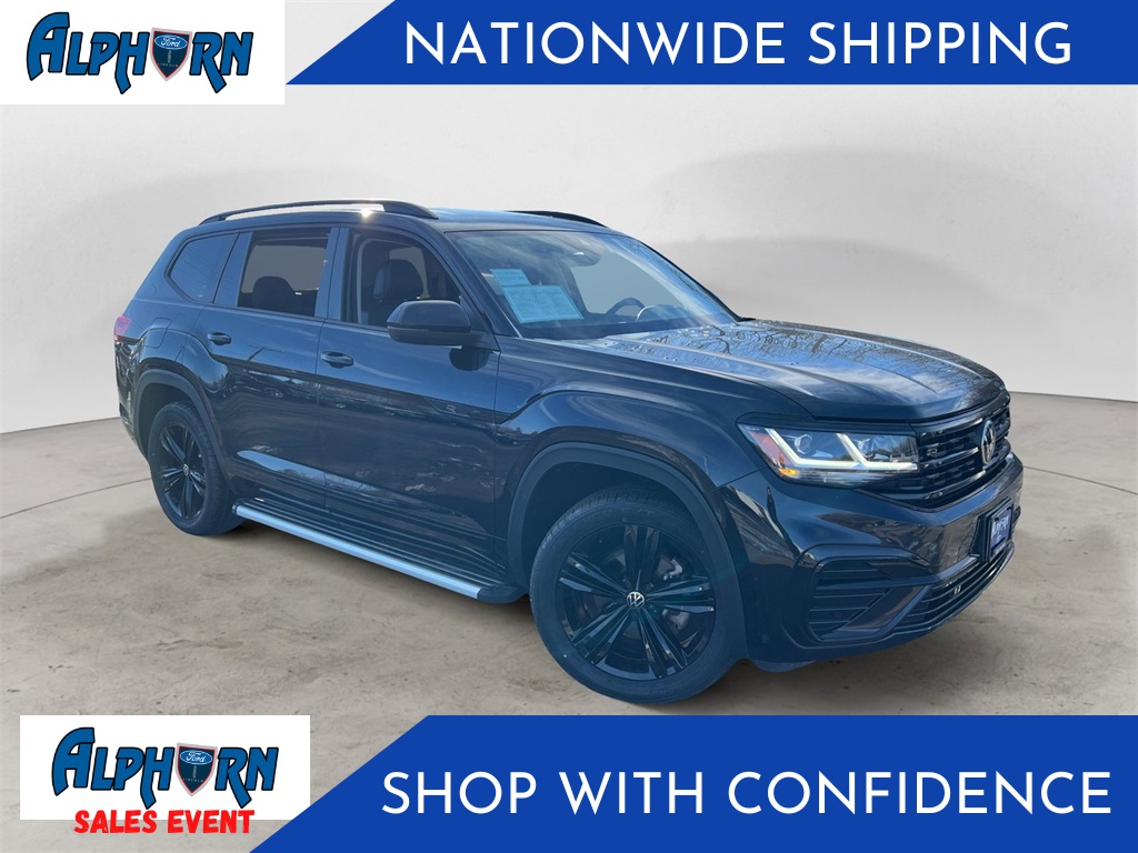 2022 Volkswagen Atlas SEL R-Line Black's photo
