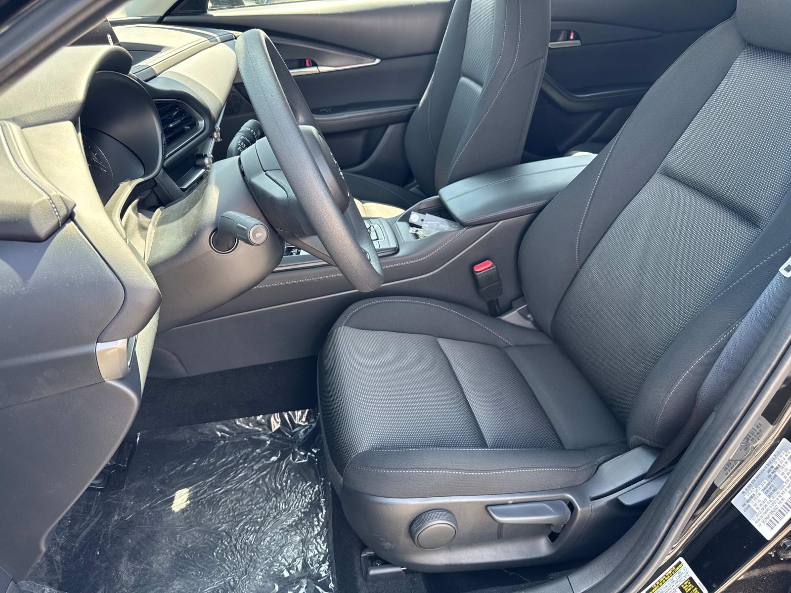 2025 Mazda CX-30 2.5 S photo 17