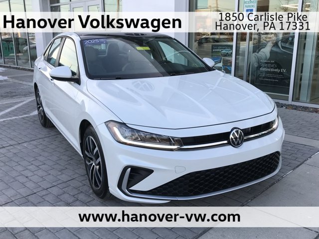 2025 Volkswagen Jetta SE's photo