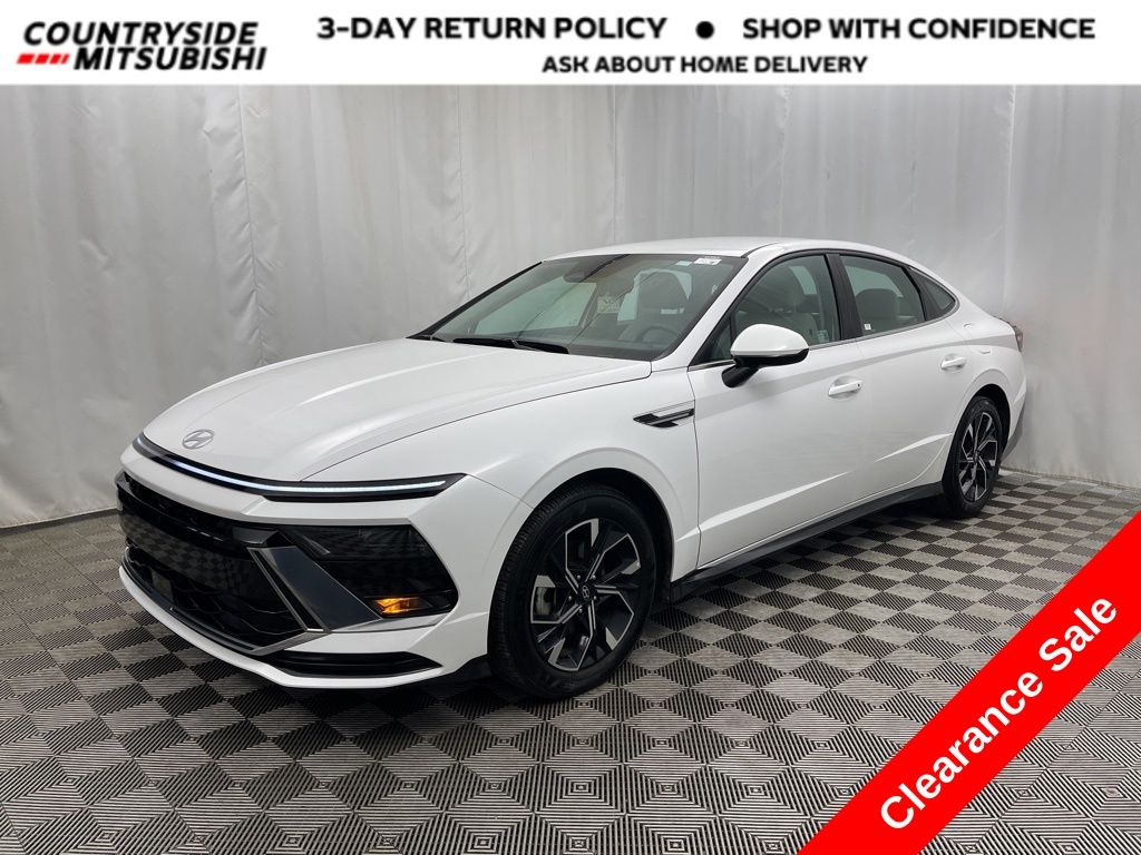 2025 Hyundai Sonata SEL's photo