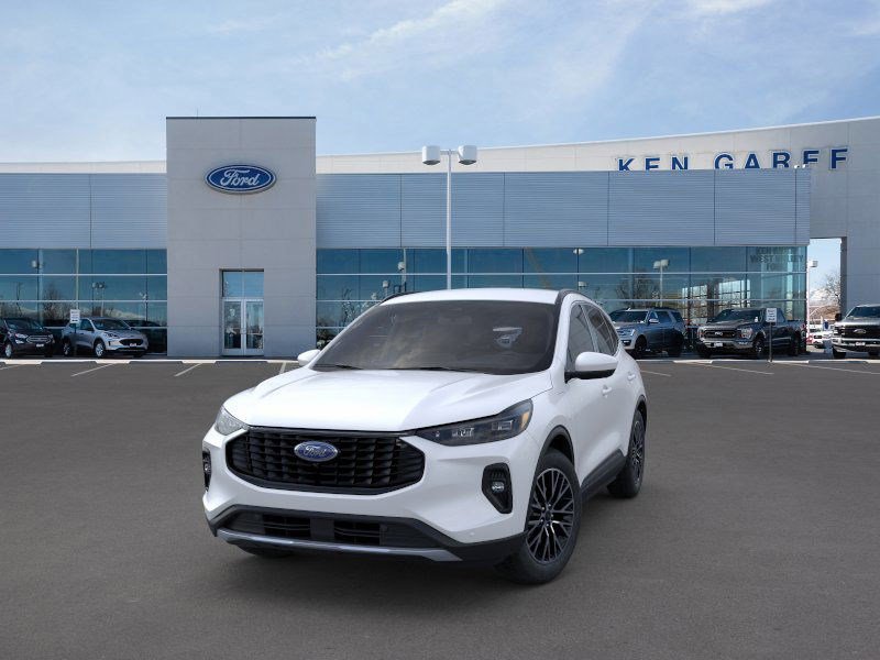 2025 Ford Escape Plug-In Hybrid photo 2