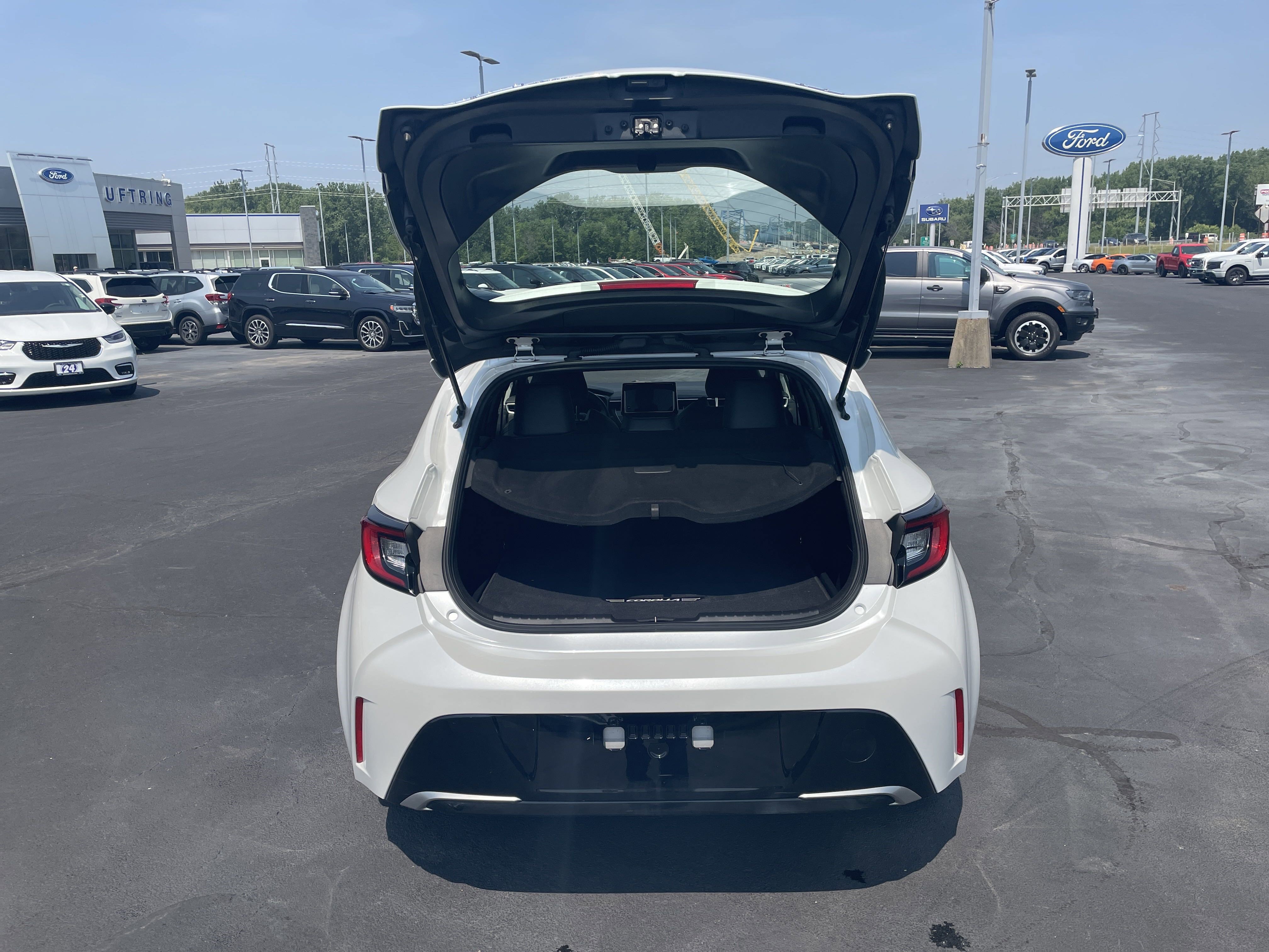 2023 Toyota Corolla XSE photo 4