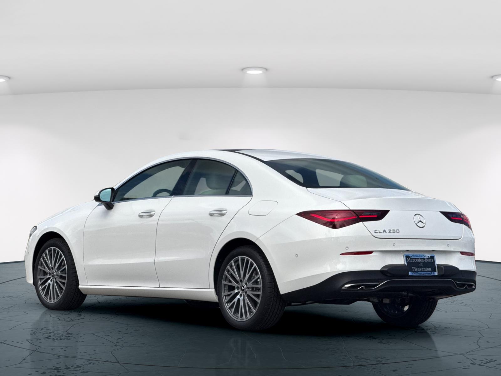 2026 Mercedes Benz CLA 250 photo 4