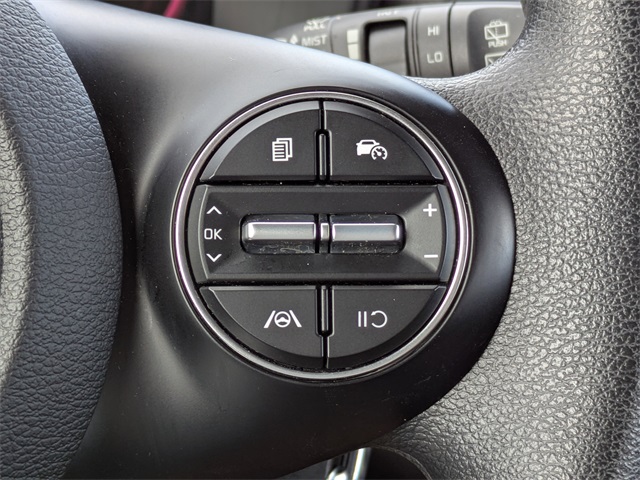 2024 Kia Soul LX photo 22