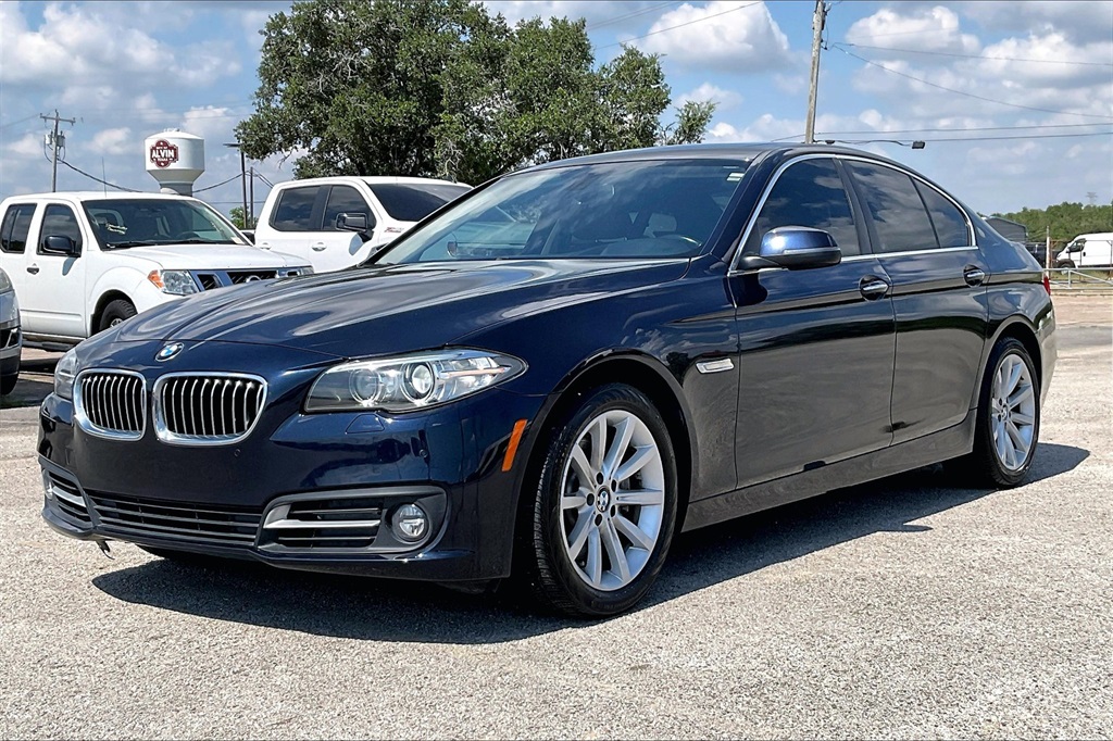 Used 2015 BMW 5 Series 535i with VIN WBA5B1C56FD921103 for sale in Alvin, TX
