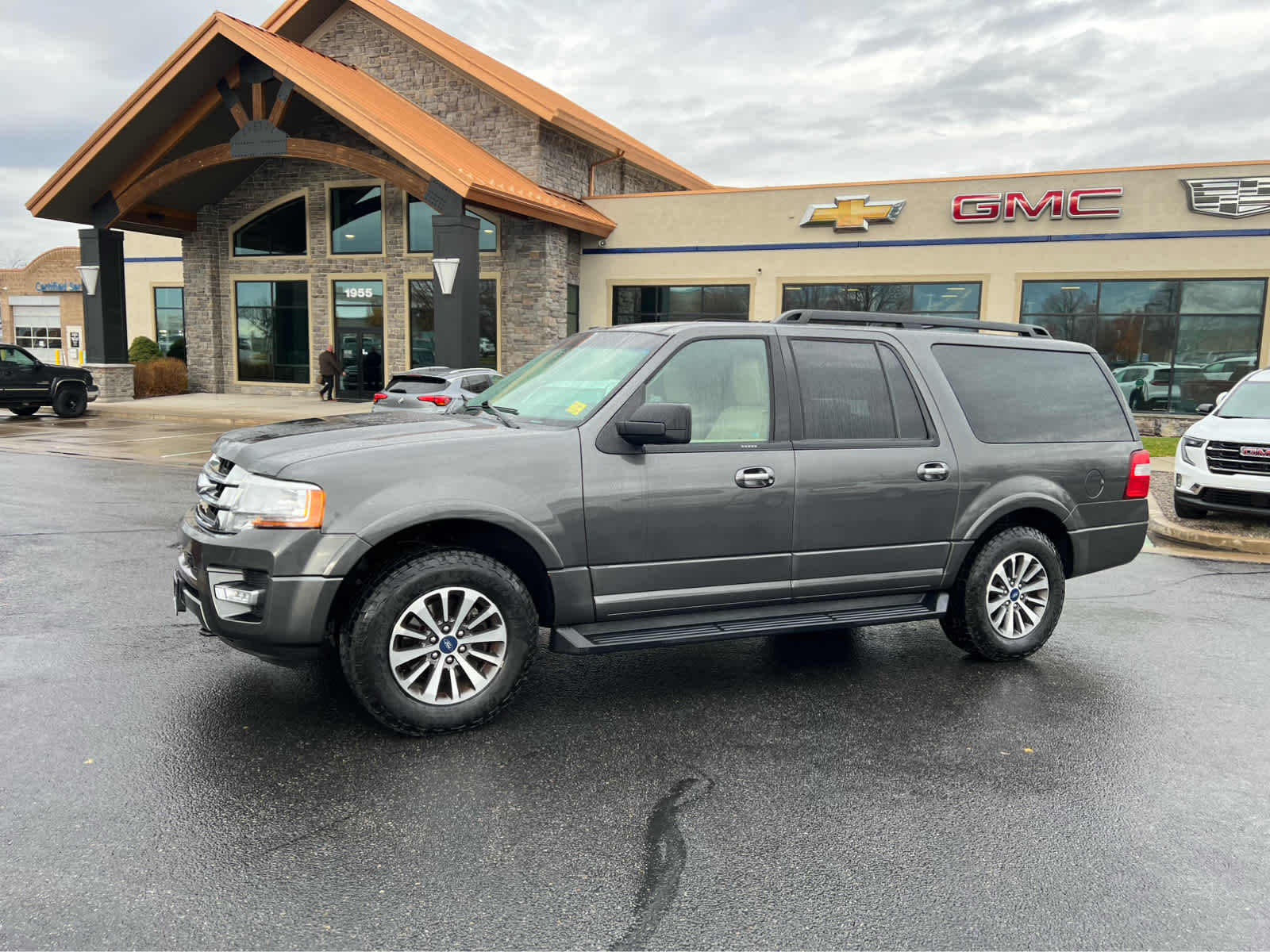 2017 Ford Expedition XLT