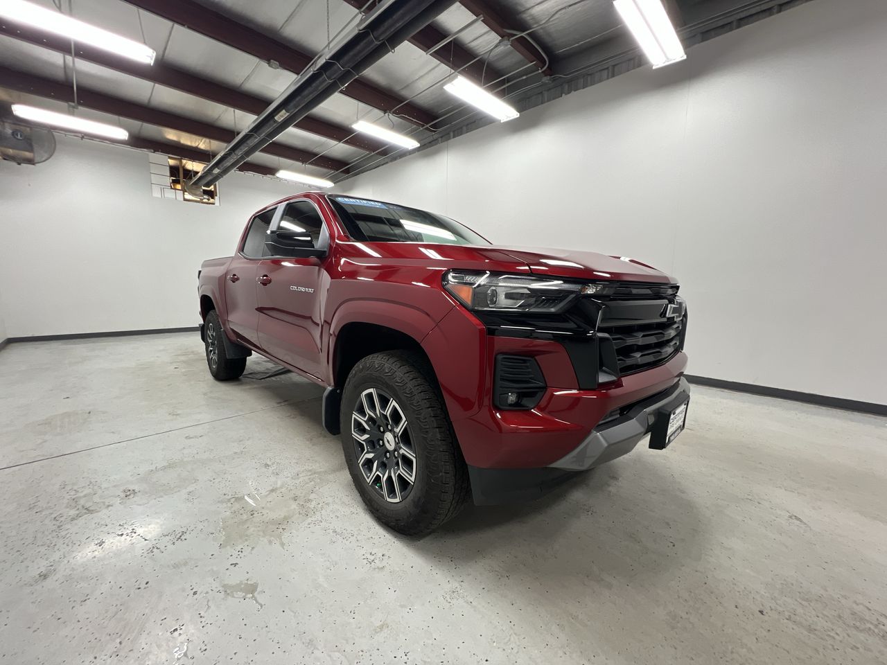 2023 Chevrolet Colorado Z71 photo 2