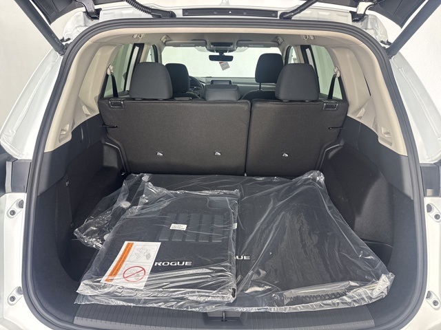 2026 Nissan Rogue SV photo 23