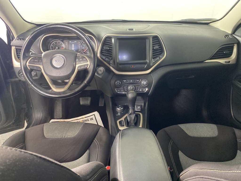2014 Jeep Cherokee Latitude photo 11
