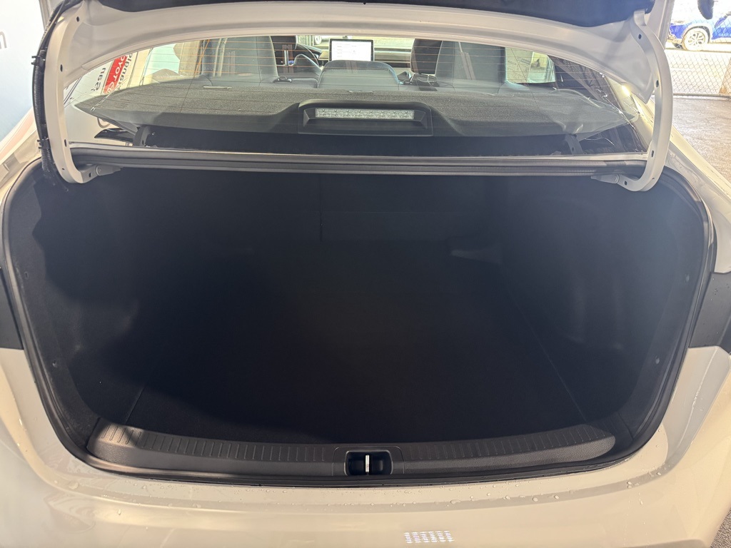 2025 Toyota Corolla SE photo 15