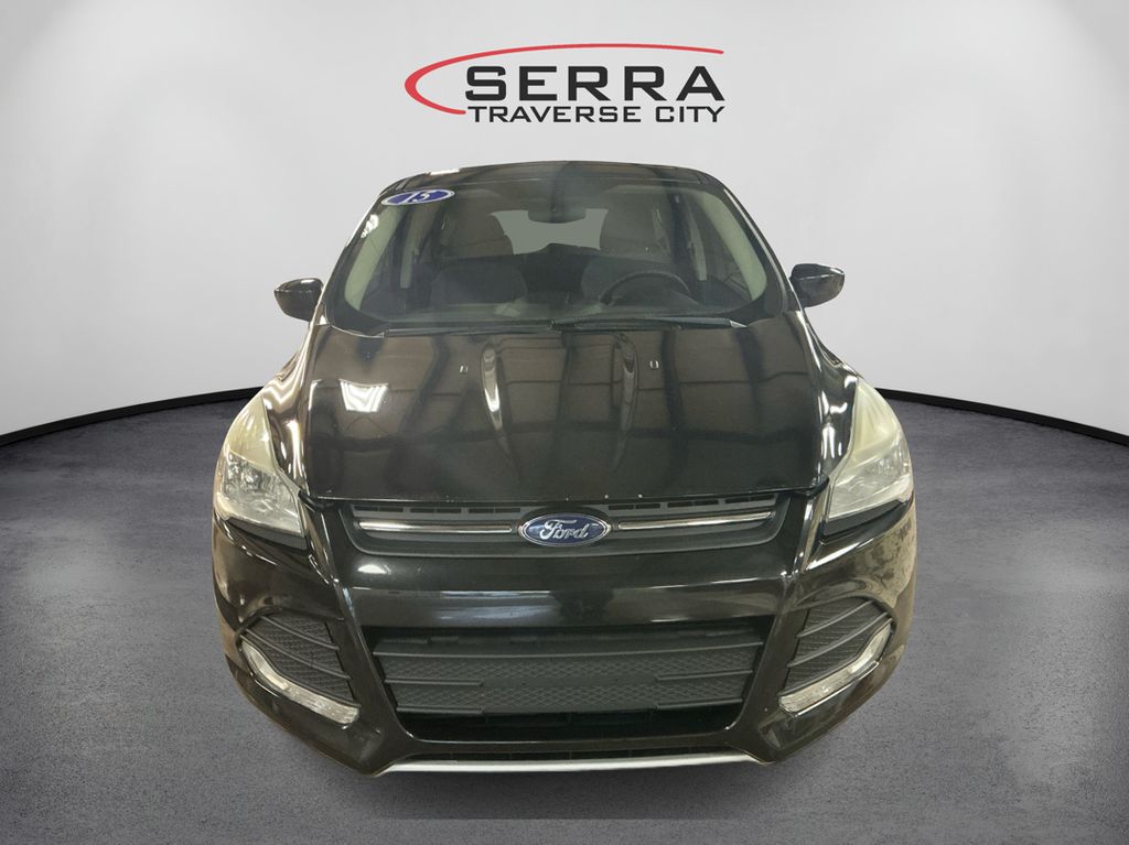 2015 Ford Escape SE photo 2