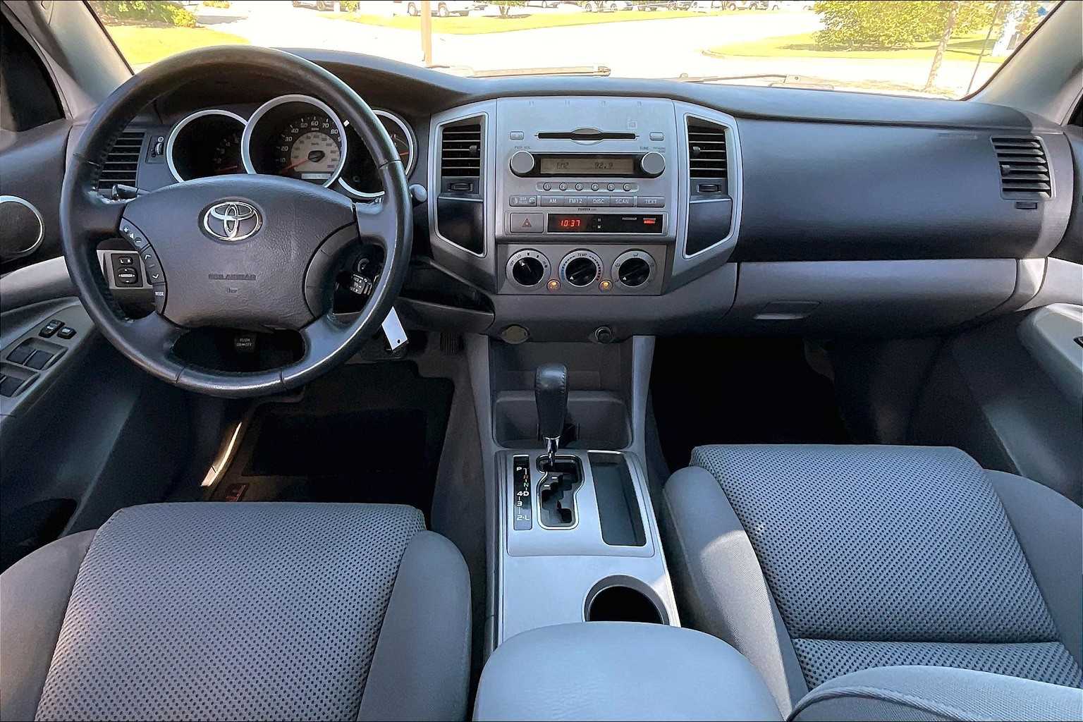 2007 Toyota Tacoma PreRunner photo 15