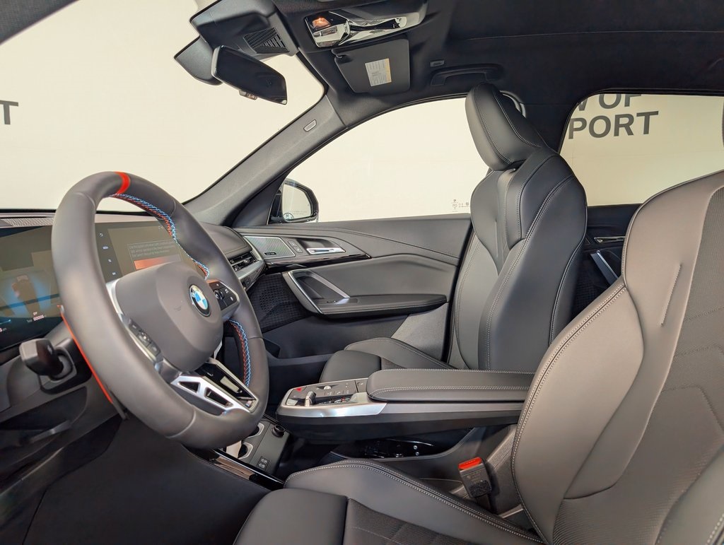 2026 Bmw X1 M35i photo 2