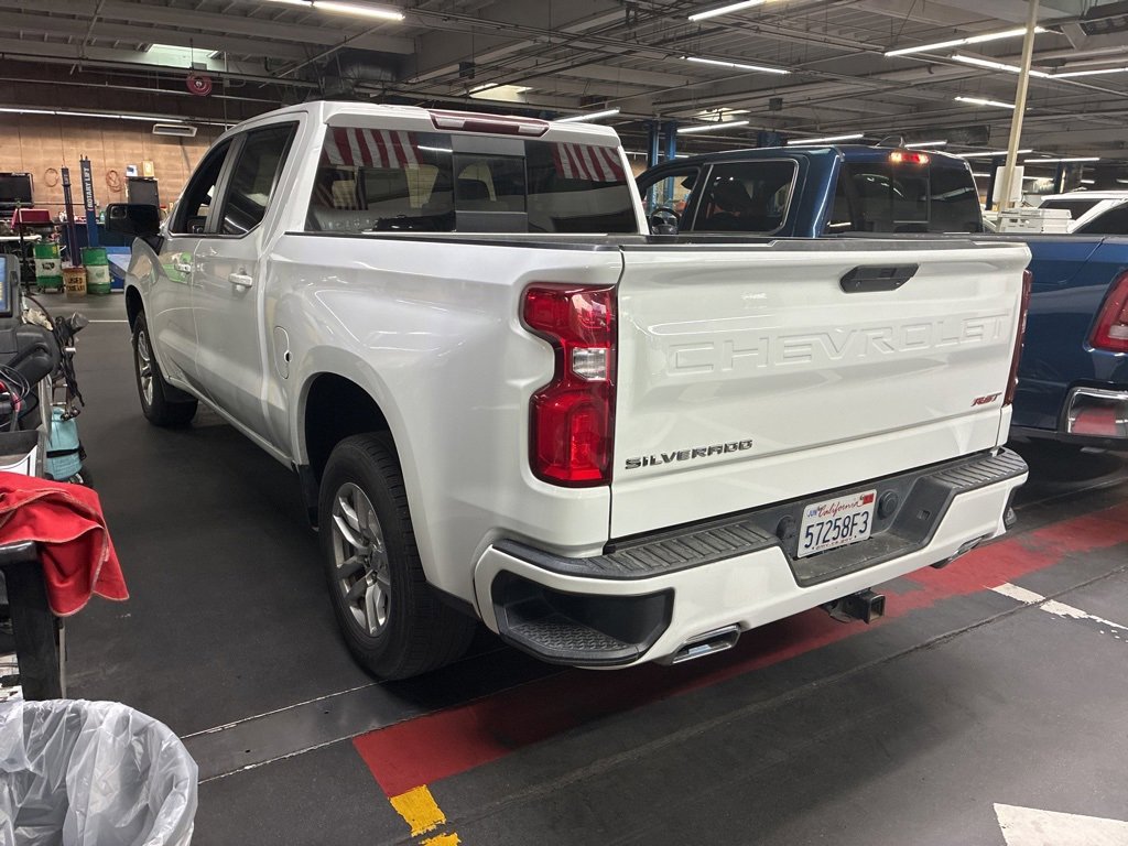 2021 Chevrolet Silverado 1500 RST photo 3