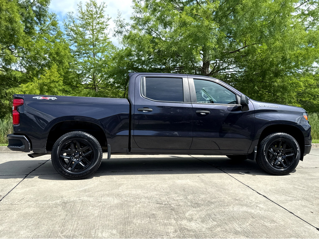 2023 Chevrolet Silverado 1500 Custom photo 27