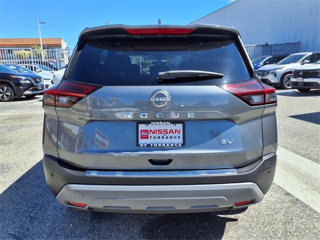 2023 Nissan Rogue SV photo 19