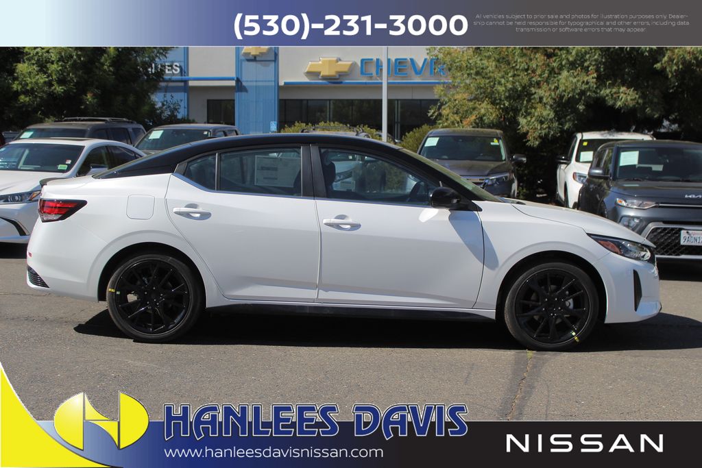 2025 Nissan Sentra SR Midnight Edition photo 5