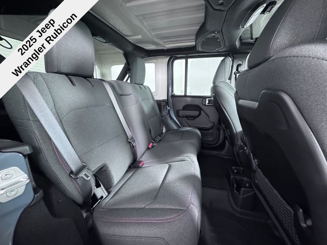 2025 Jeep Wrangler Rubicon photo 18
