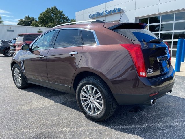 2015 Cadillac SRX Luxury photo 2