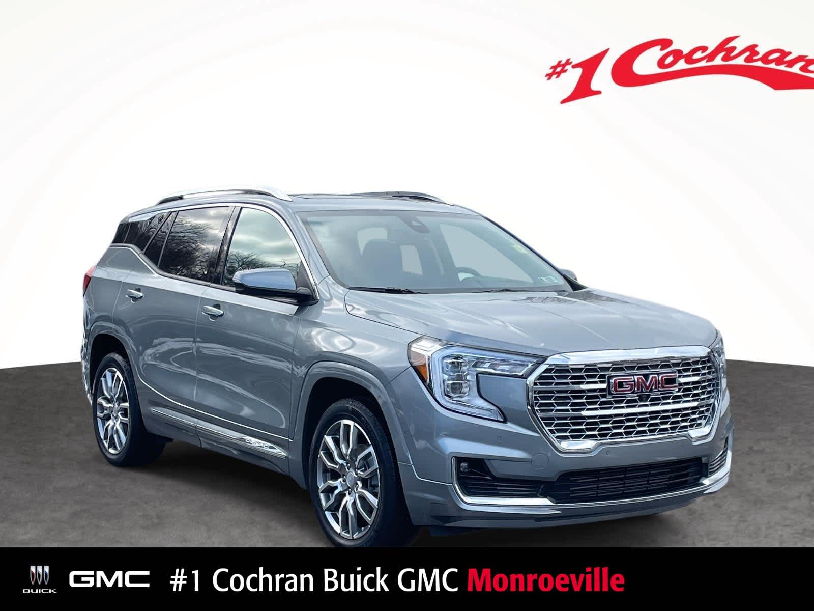 2023 GMC Terrain Denali's photo