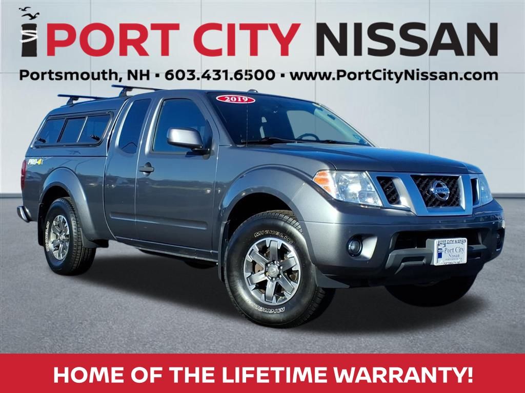 2019 Nissan Frontier PRO-4X's photo