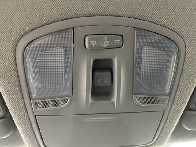 2020 Hyundai Elantra Value Edition photo 20