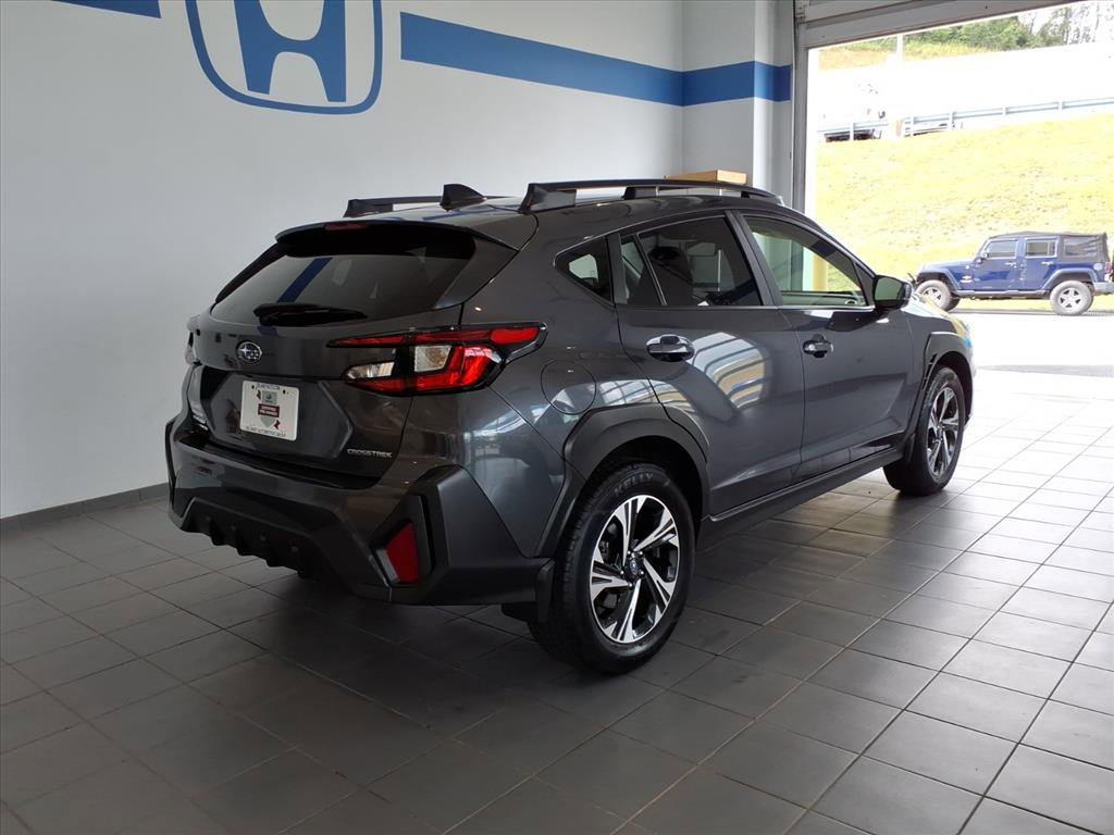 2024 Subaru Crosstrek Premium photo 3