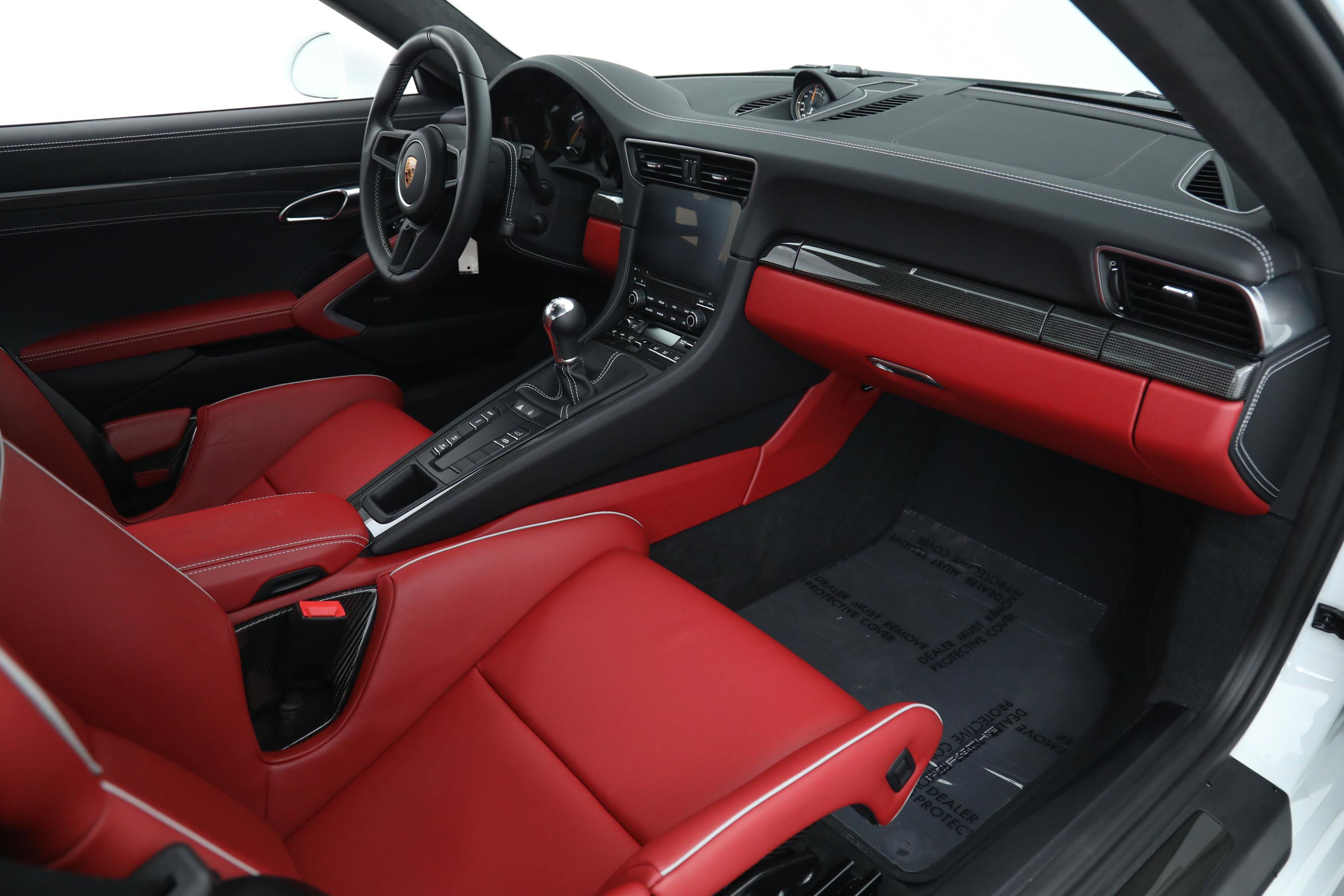 2018 Porsche 911 GT3 Touring photo 16