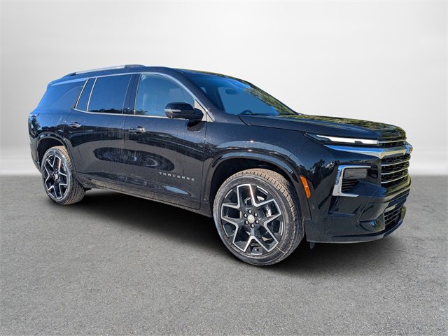 2026 Chevrolet Traverse High Country photo 2