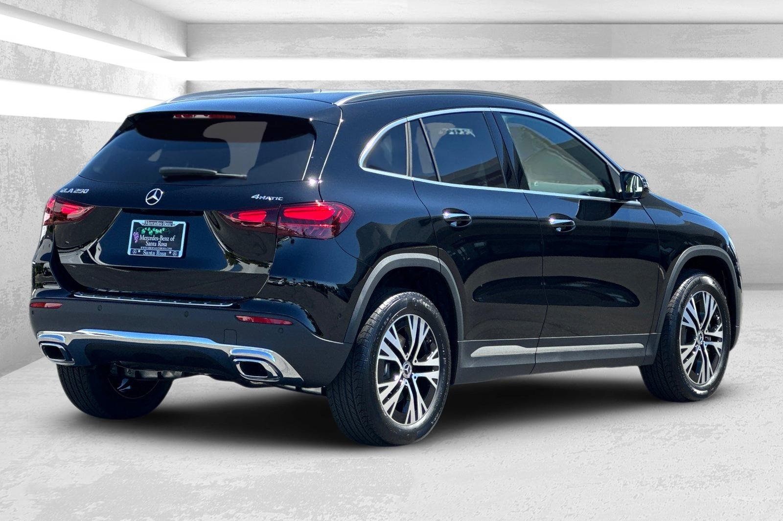 2026 Mercedes Benz GLA 250 4MATIC photo 3