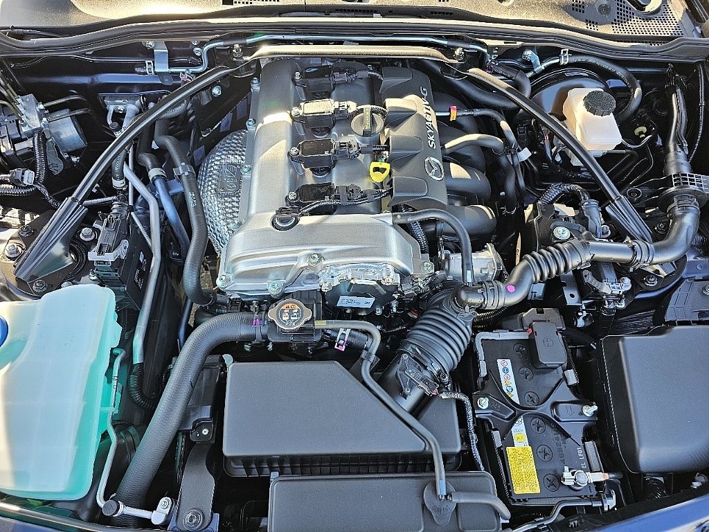2025 Mazda MX-5 Miata Miata Grand Touring photo 9