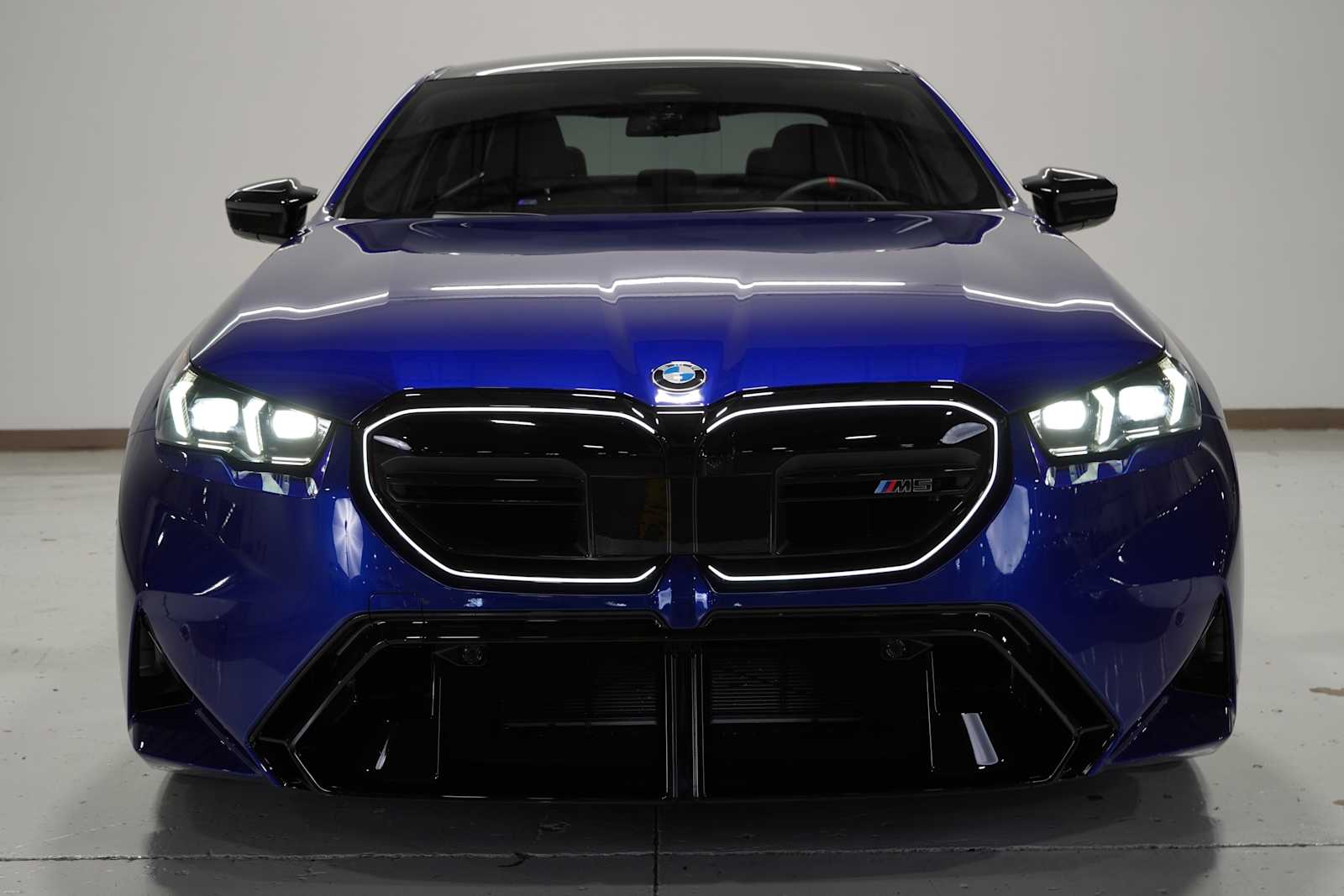 2025 Bmw M5 5 photo 3