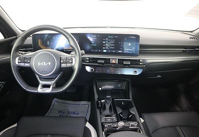 2025 Kia K5 GT-Line photo 14
