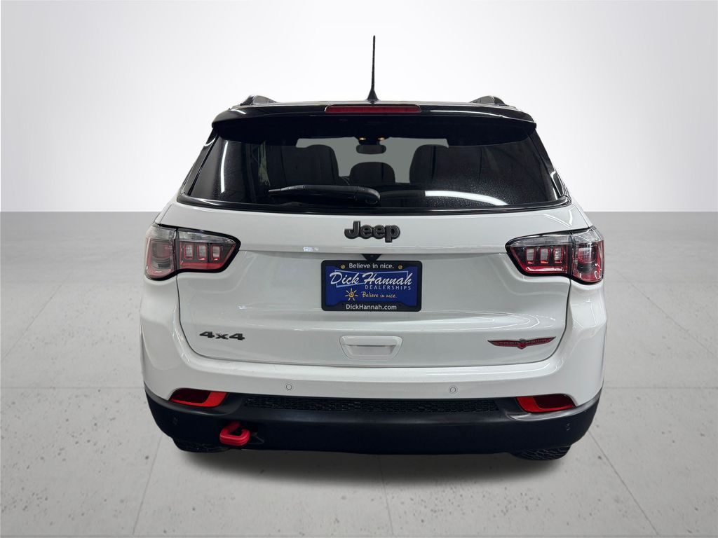 2024 Jeep Compass Trailhawk photo 4