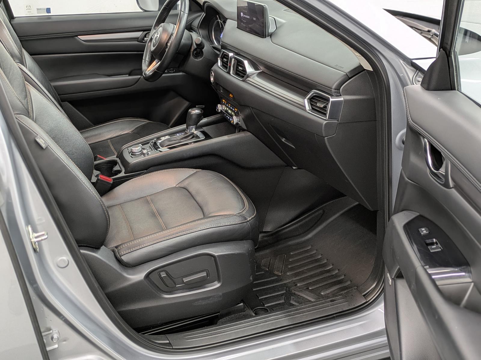 2021 Mazda CX-5 Touring photo 16
