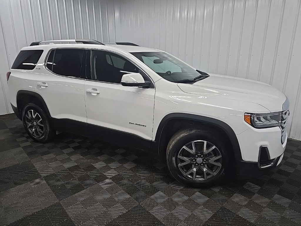 2023 GMC Acadia SLE's photo