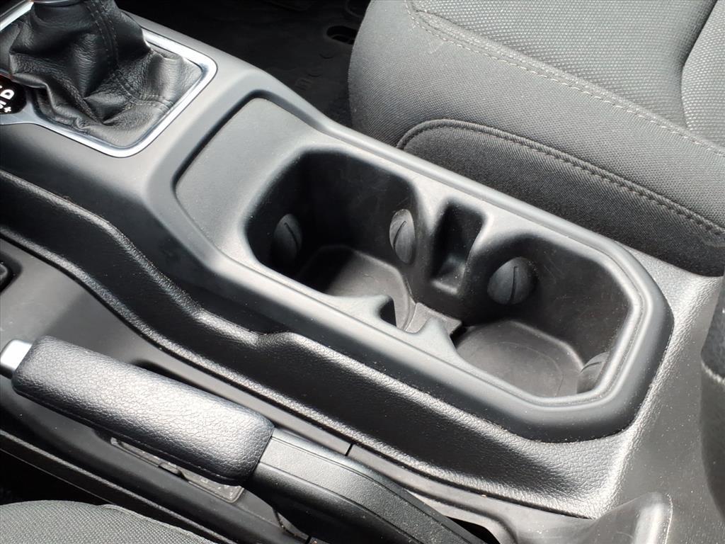 2023 Jeep Wrangler Sport S photo 16