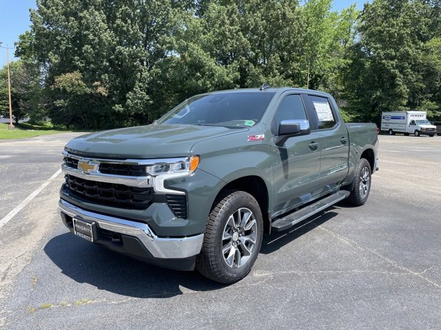2025 Chevrolet Silverado LT's photo
