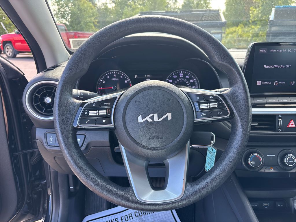 2022 Kia Forte LXS photo 20