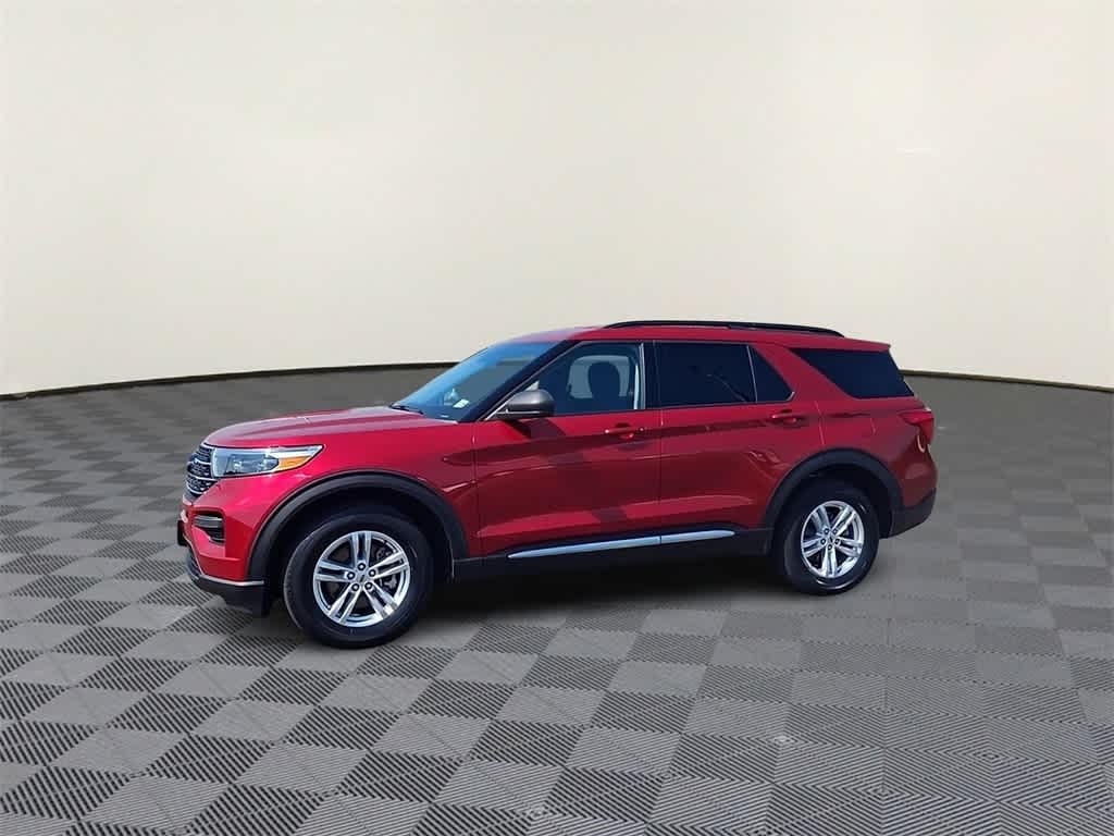2020 Ford Explorer XLT photo 2